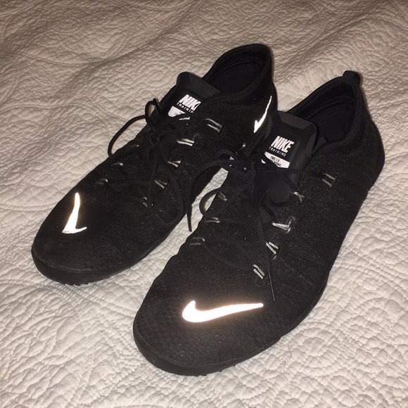 nike cross bionic